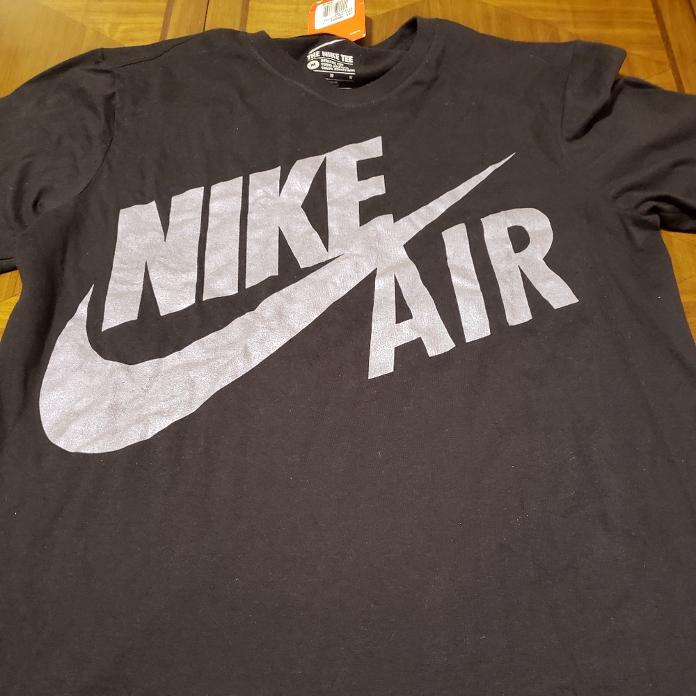NWT Mens Black Nike T Shirt